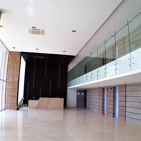 P515 Romantic 3bdr View, Few Blocks Walled And Steps To *