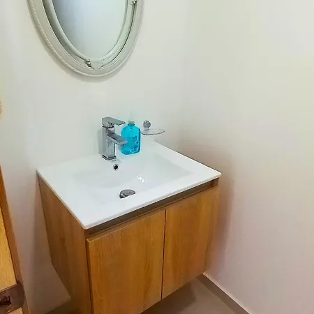 P515 Romantic 3bdr View, Few Blocks Walled And Steps To Apartamento *